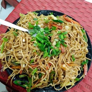 Veggie Chowmein Sichuan