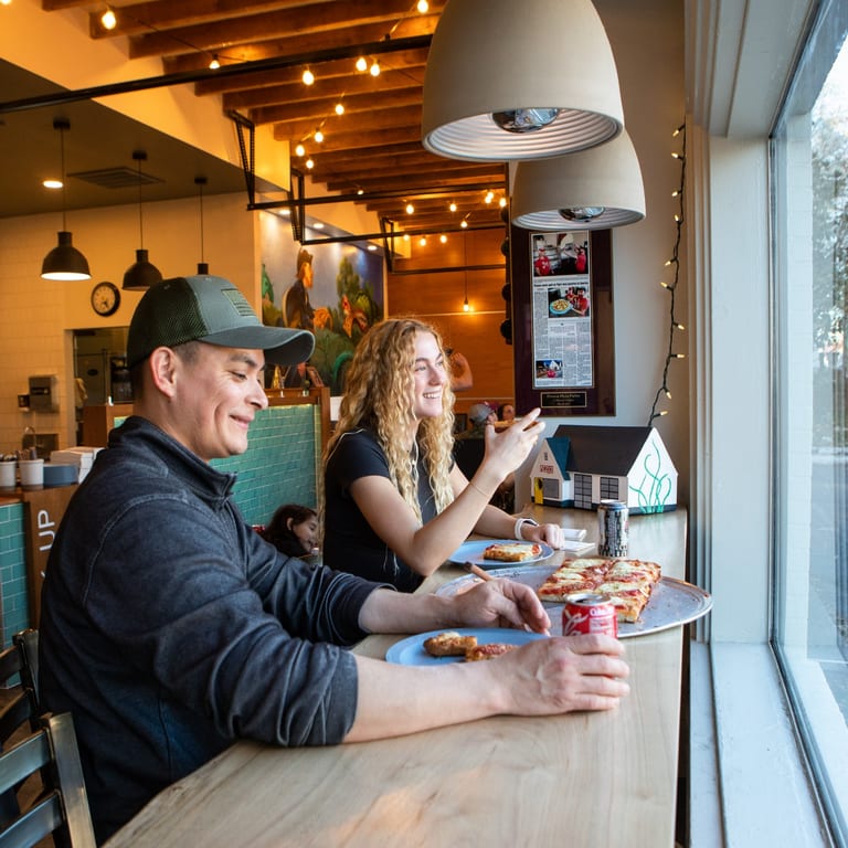 Welcome to Pizzoco Pizza Parlor!