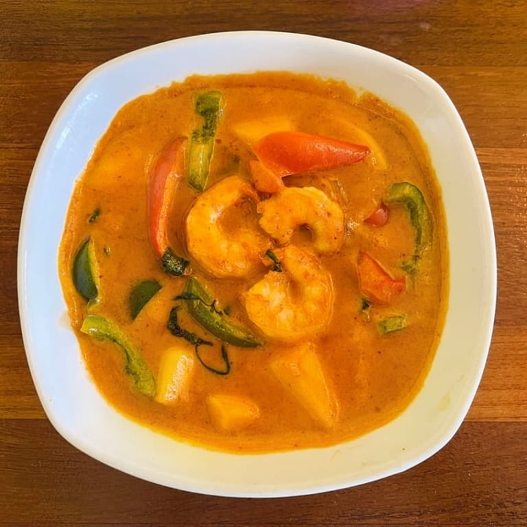 Delicious Curry Creations: Thai, Chinese, and More