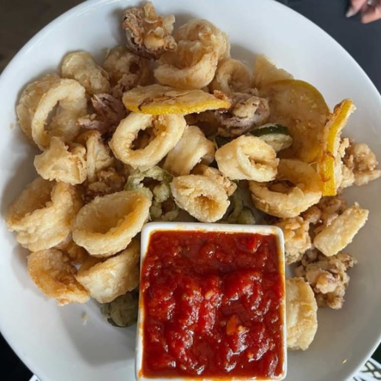 Savor Fresh Sushi and Seafood Delights