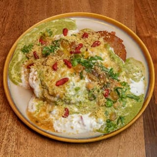 Aloo Tikki Chaat