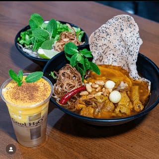 SP14 QUANG TUMERIC NOODLE / MI QUANG