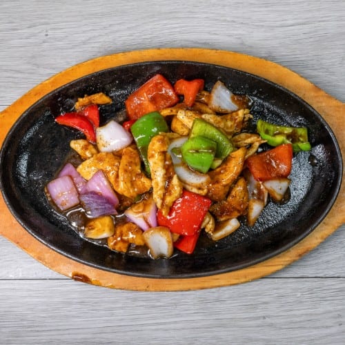 C15. Pepper Garlic Chicken Sizzler.