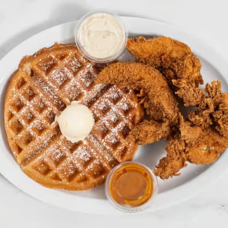 Soulful Southern Eats: Chicken & Waffles, Fried Chicken