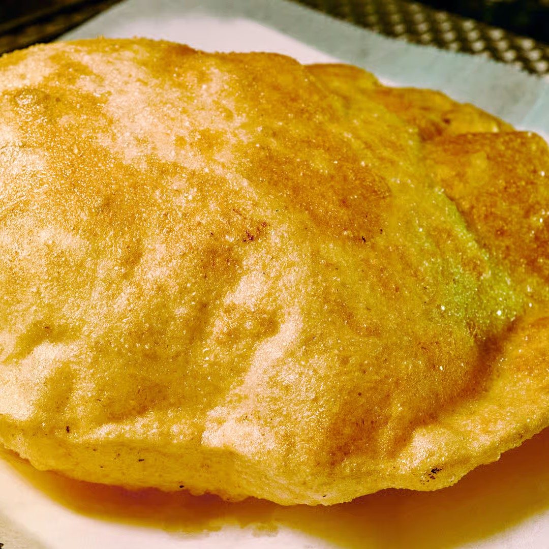 Poori (2Pcs).
