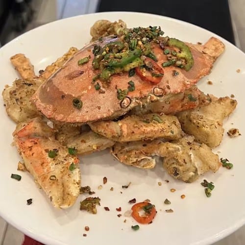 HK Style Fried Garlic Chili Crab (Whole).
