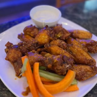 (8) Chicken Wings Happy Hour Bites