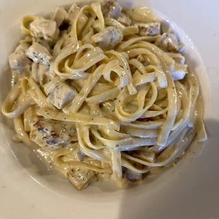 Pollo Alfredo della Famiglia