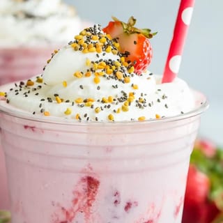 BLACKBERRY CHEESECAKE