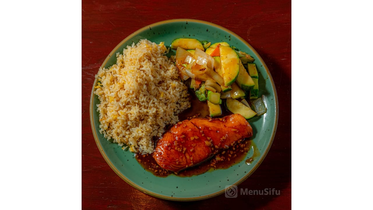 Hibachi Salmon (Child) (K).