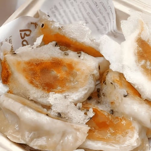 6pc Handmade Beef Golden Potstickers (手工牛肉黄金锅贴) (小份).