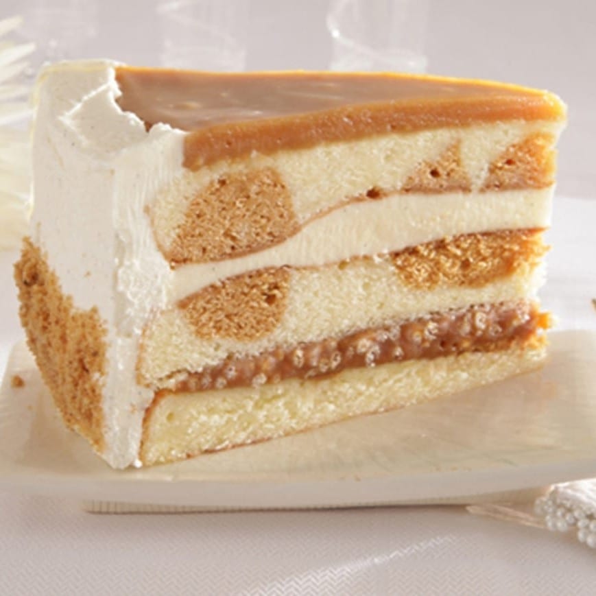 3-Layer Salted Caramel Vanilla Crunch Cake (1 Count).