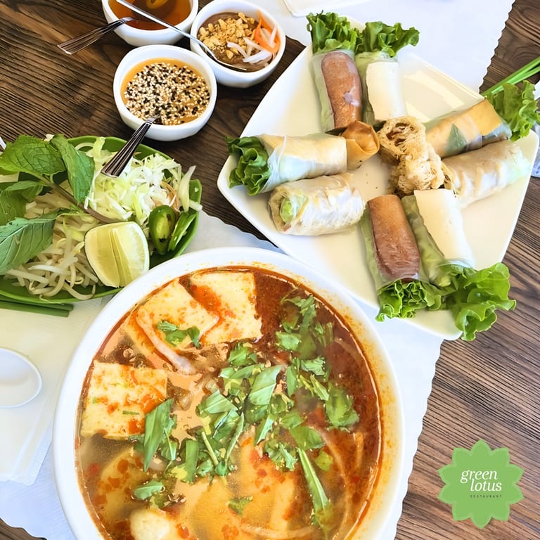 Vietnamese Cuisine with a Vegan Focus 🍜