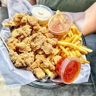 POPCORN CHICKEN W/ FRENCH  FRIES