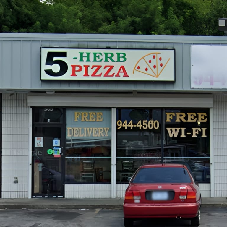 How Our Little Pizza Stall Became a Local Spot