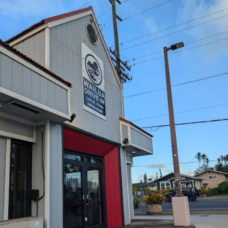 Welcome to Wailua Drive In