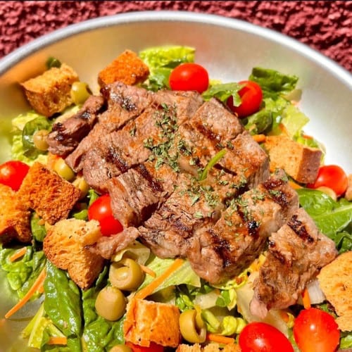 4 Oz. Ribeye Steak Salad.