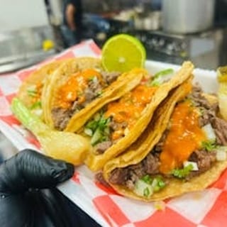 Carnales Tacos