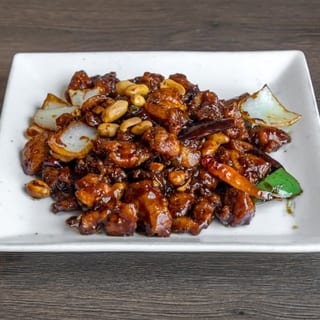 L-Kung Pao Chicken