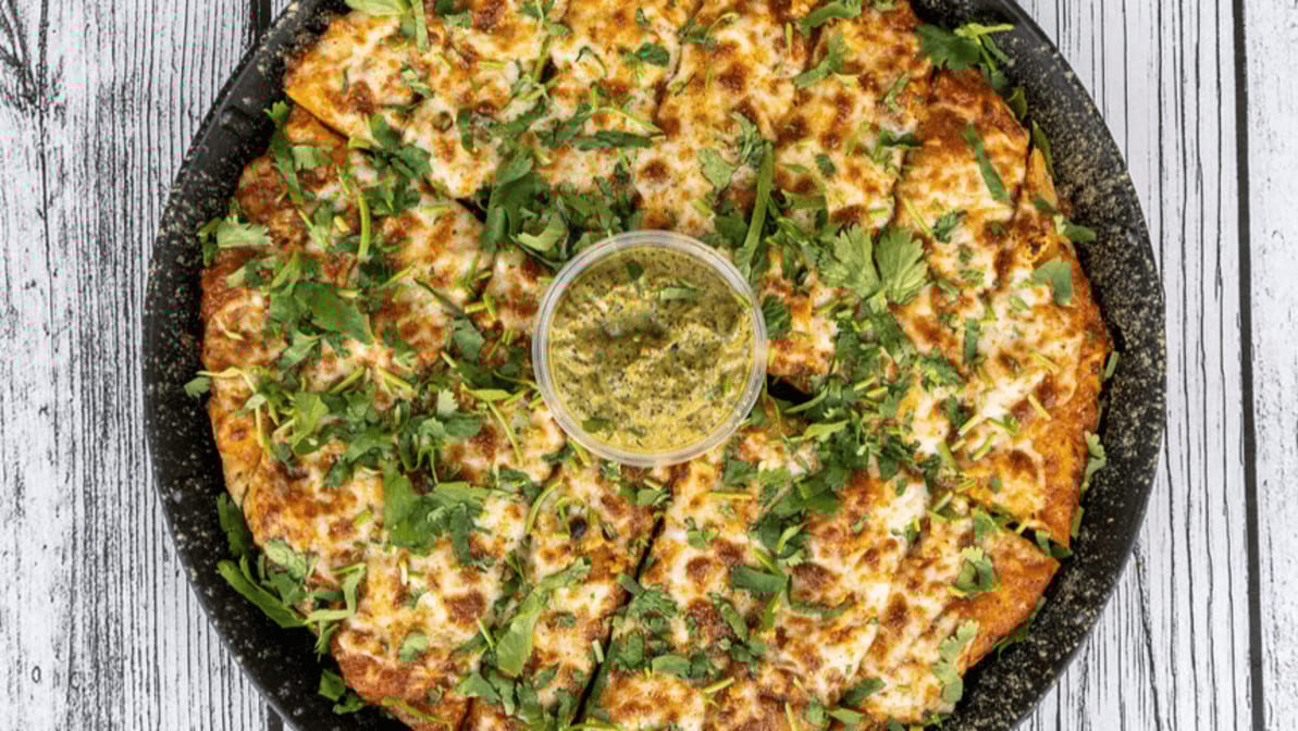 Mint Chutney & Onion Pizza (New).