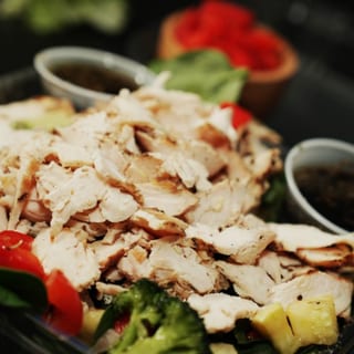 Health Salad with Grilled Chicken