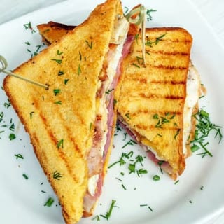 Italian Grilled Cheese Sandwich