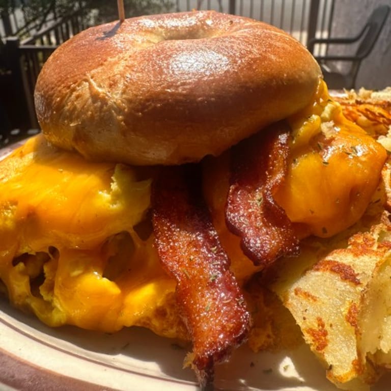 Bagel Sandwich Delights: A Breakfast Favorite