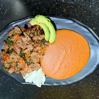 MACHACA CON VERDURA PLATE