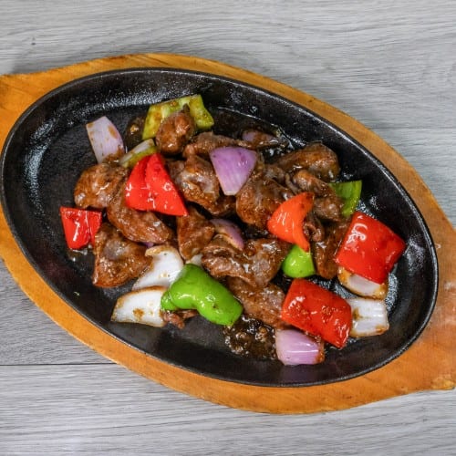 B11. Dice Beef With Black Pepper.