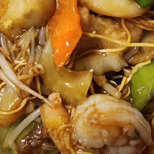190. Golden Phoenix Lomein/Chow Mein Cantonese Noodles.