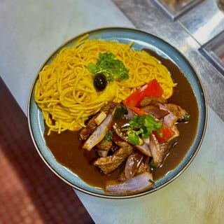 Special #6 -Tallarin a La Huancaina Con Lomo Saltado