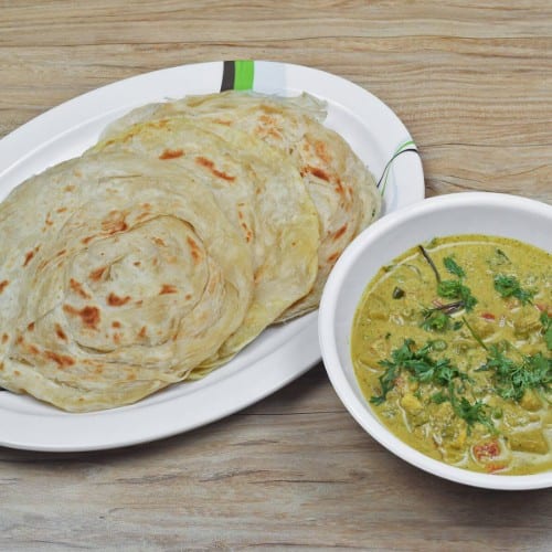 Parotta With Veg Curry (3 Pcs).