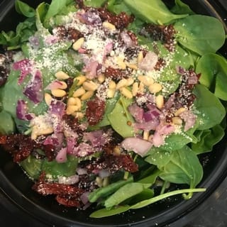 Sun Dried Tomatoes and Pesto Salad