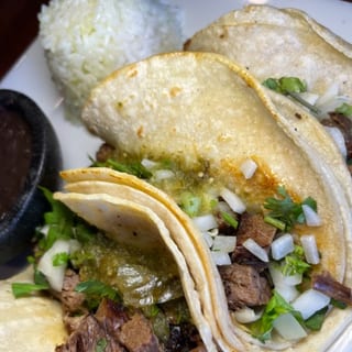 Traditional Tacos (3 Tacos) Dinner