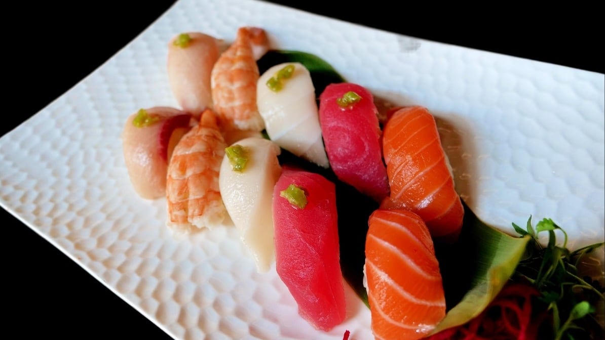Nigiri Combination.