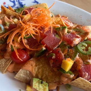Poke Nachos