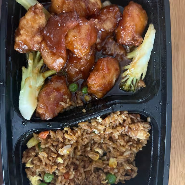 Pick Any Chicken Entree Lunch Combo.