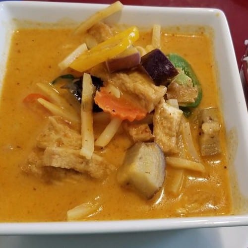 Gaeng Ped "Red Curry".