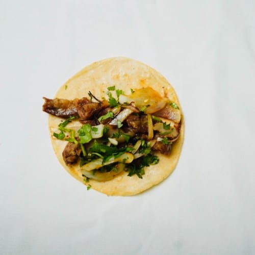 Orden Tacos Chicharron.