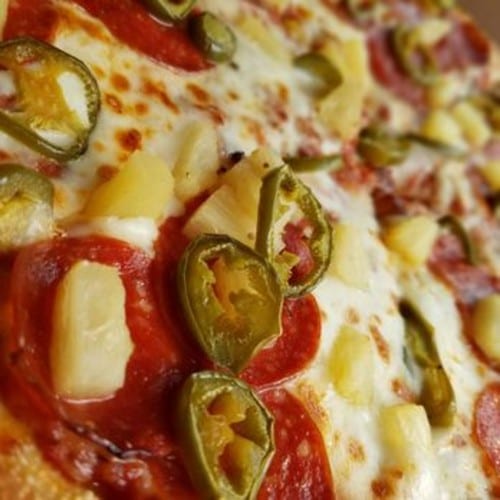 Sweet & Spicy Pizza.