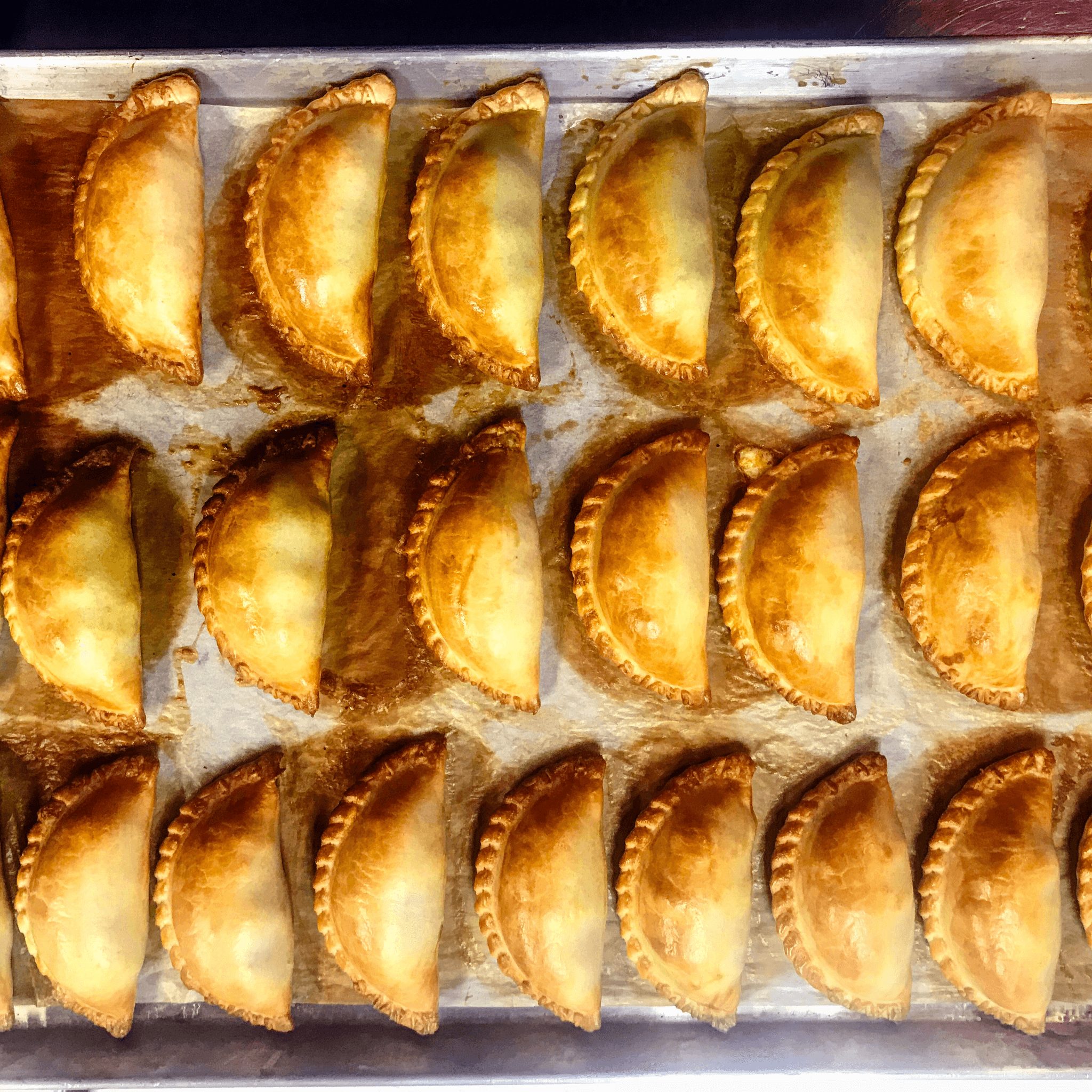 Fresas & Queso Crema (FQ) Empanada.