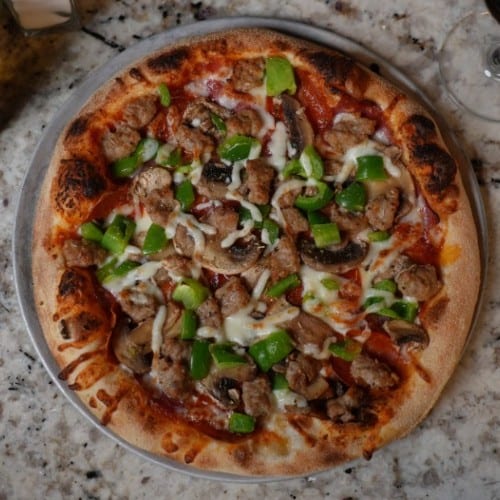 Capri's Deluxe Pizza.