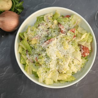 Granos' Chopped Salad