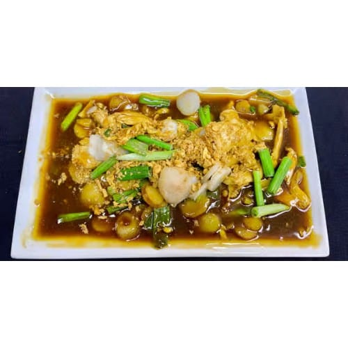 Dinner Pad Kra Tiem Prik Tai.