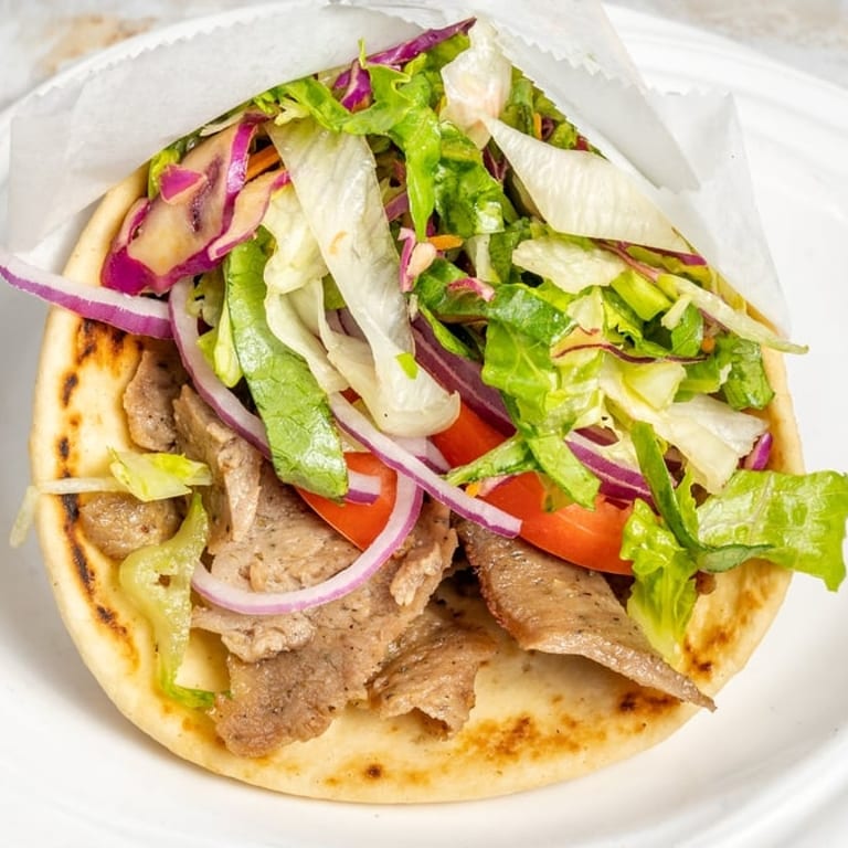 Delicious Falafel Sandwiches: A Mediterranean Favorite