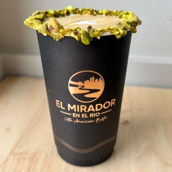 🌰 Pistachio Caramel Royal.