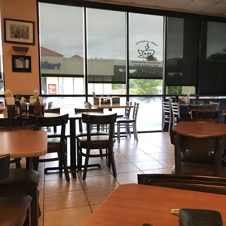 A Simple, Comfortable Space for Everyone 🪑