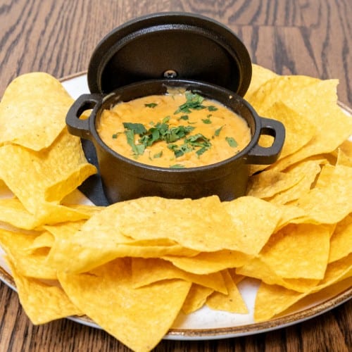 Salsa Con Queso (Queso Dip).