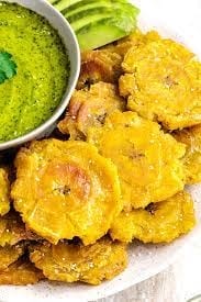 Orden de tostones / order of fried plantains.