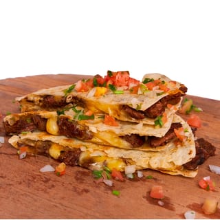 Quesadilla Con Guisado